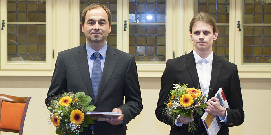 Die besten des Jahrgangs 2015, rechts Alexander Johr, Medieninformatik (Jahrgang 2011)